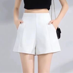Elegant White Women's Shorts